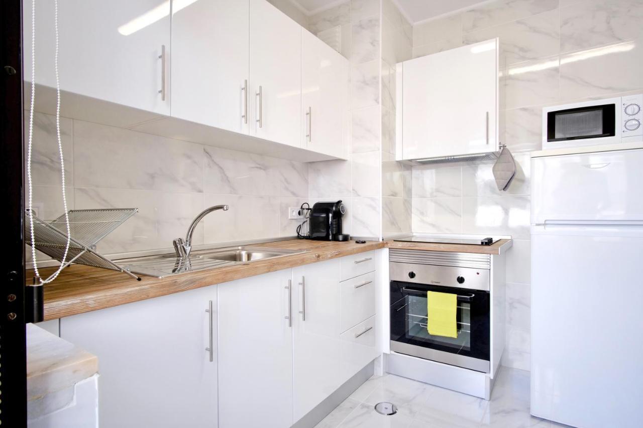 Apartment Avenida T2 *